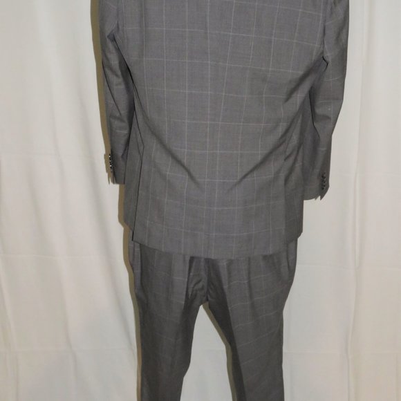 Trunk Club Custom Gray Windowpane Plaid Flat Front Two Button Suit 44R - Picture 3 of 15